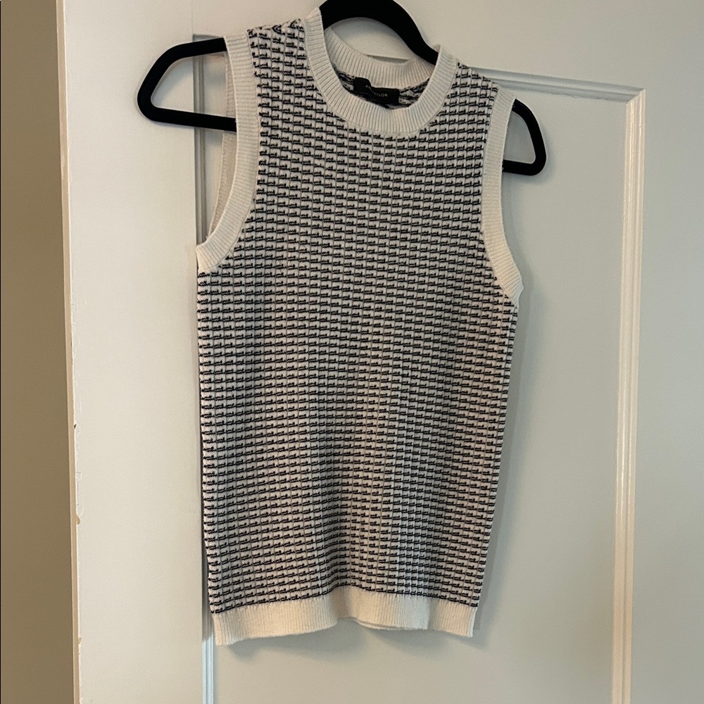 Ann Taylor Black and White Knit Sweater
